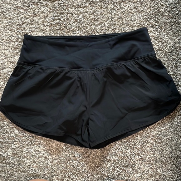 ZYIA Shorts Zyia Trainer Shorts Poshmark